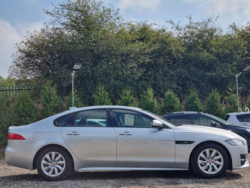 Jaguar XF 2.0d R-Sport Auto Euro 6 (s/s) 4dr 4dr Automatic 2025