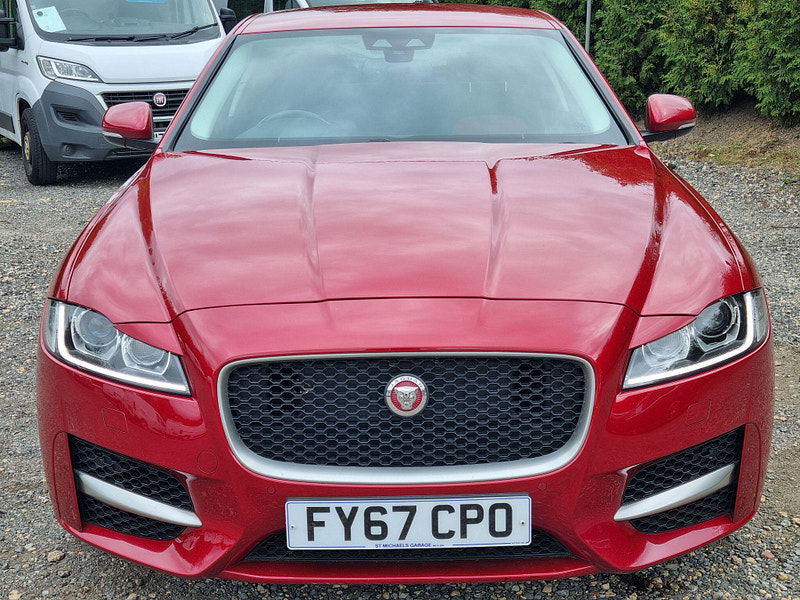 Jaguar XF 2.0d R-Sport Auto Euro 6 (s/s) 4dr 4dr Automatic 2025