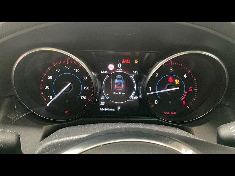 Jaguar XF 2.0d R-Sport Auto Euro 6 (s/s) 4dr 4dr Automatic 2025