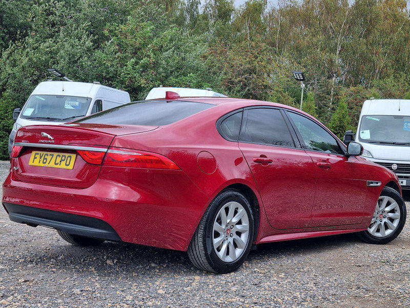 Jaguar XF 2.0d R-Sport Auto Euro 6 (s/s) 4dr 4dr Automatic 2025