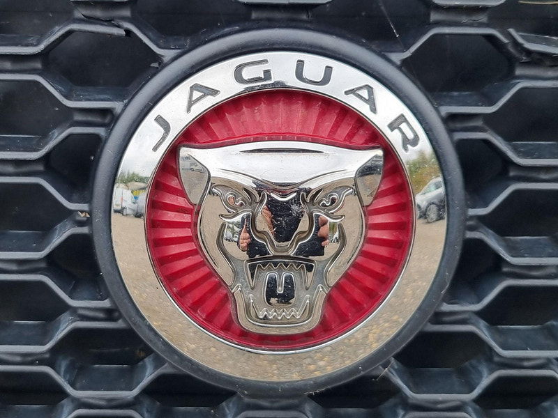 Jaguar XF 2.0d R-Sport Auto Euro 6 (s/s) 4dr 4dr Automatic 2025