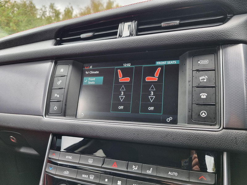 Jaguar XF 2.0d R-Sport Auto Euro 6 (s/s) 4dr 4dr Automatic 2025