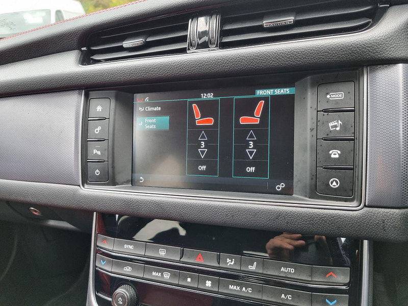 Jaguar XF 2.0d R-Sport Auto Euro 6 (s/s) 4dr 4dr Automatic 2025