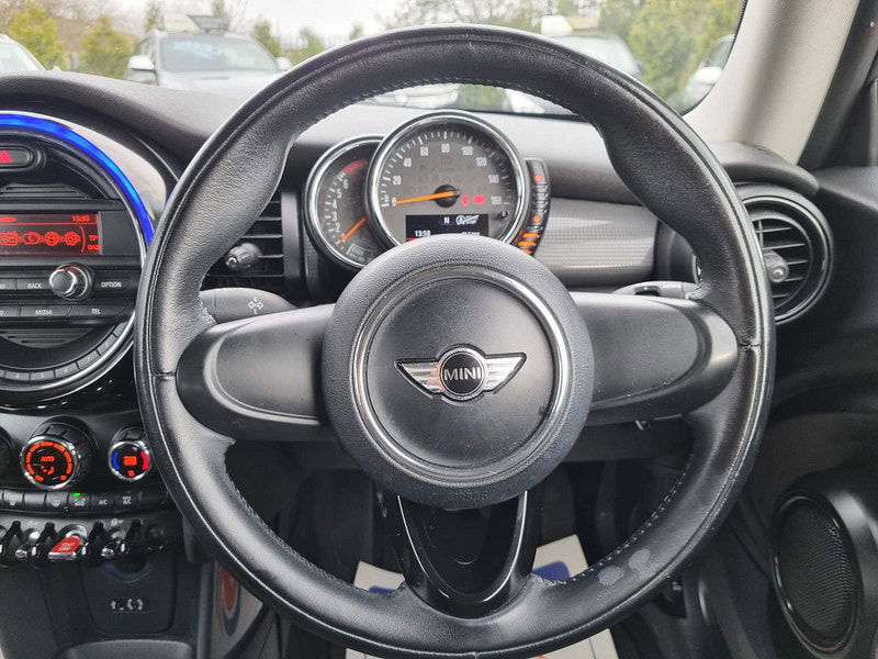 MINI Hatch 1.5 Cooper Euro 6 (s/s) 3dr 3dr Manual 2025