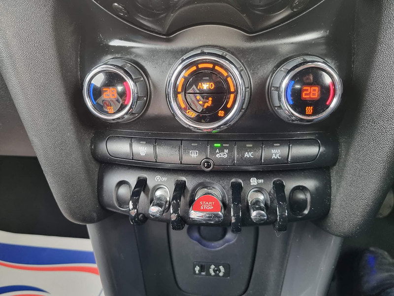 MINI Hatch 1.5 Cooper Euro 6 (s/s) 3dr 3dr Manual 2025