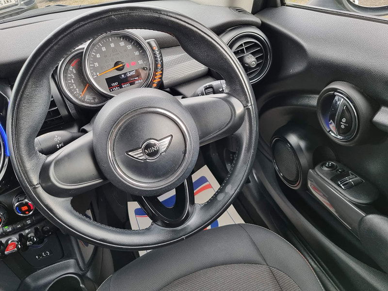 MINI Hatch 1.5 Cooper Euro 6 (s/s) 3dr 3dr Manual 2025