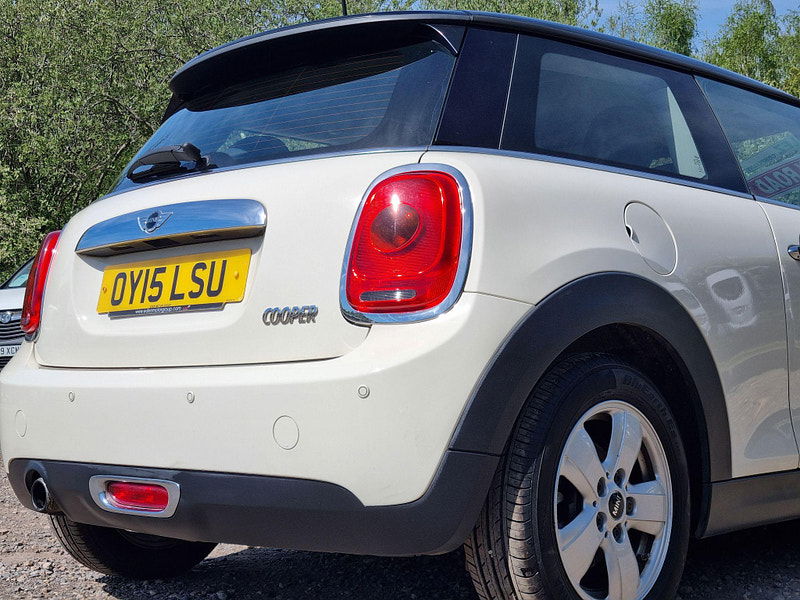 MINI Hatch 1.5 Cooper Euro 6 (s/s) 3dr 3dr Manual 2025