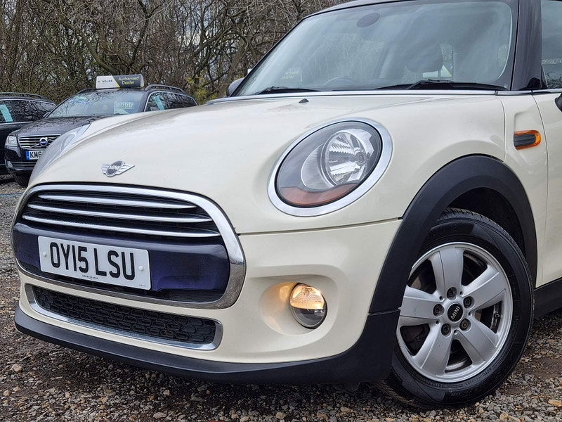 MINI Hatch 1.5 Cooper Euro 6 (s/s) 3dr 3dr Manual 2024