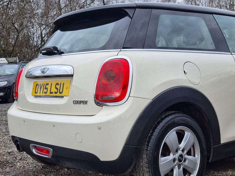 MINI Hatch 1.5 Cooper Euro 6 (s/s) 3dr 3dr Manual 2024