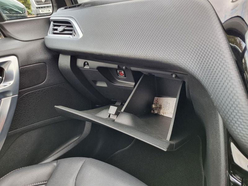 Peugeot 2008 1.2 PureTech Allure ETG Euro 6 (s/s) 5dr 5dr Automatic 2025