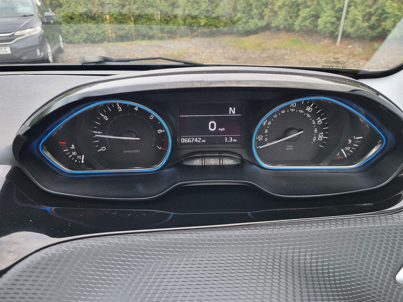 Peugeot 2008 1.2 PureTech Allure ETG Euro 6 (s/s) 5dr 5dr Automatic 2025