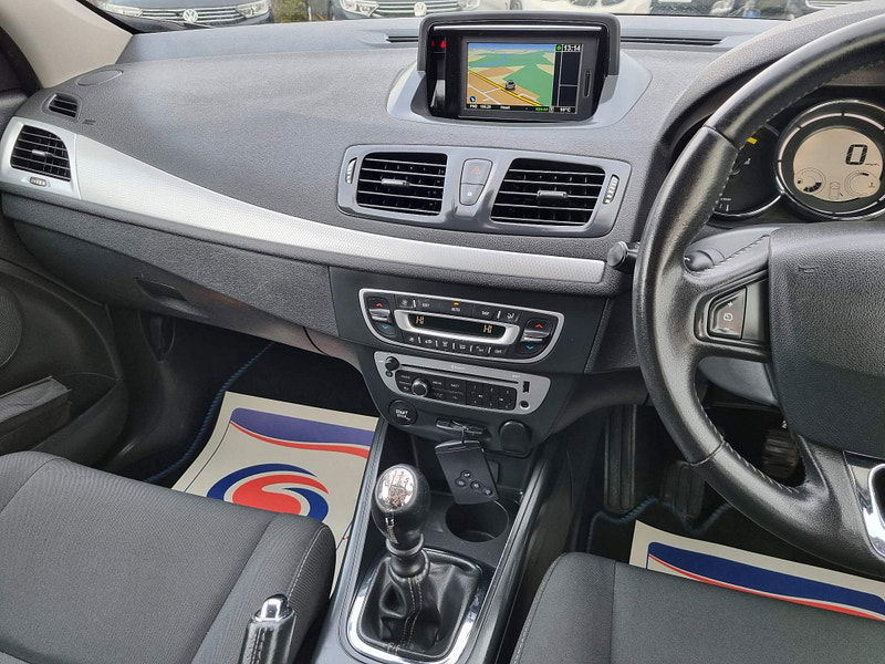 Renault Megane 1.5 dCi ENERGY Dynamique TomTom Sport Tourer Euro 5 (s/s) 5dr 5dr Manual 2025