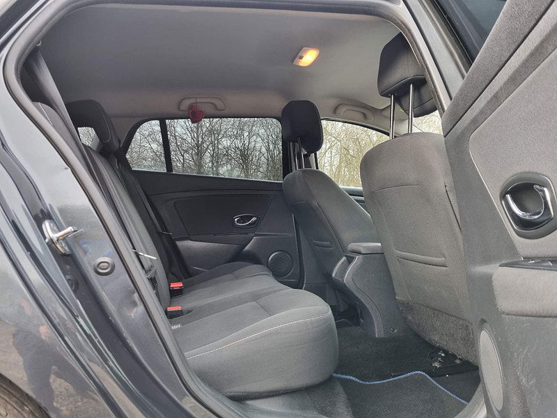 Renault Megane 1.5 dCi ENERGY Dynamique TomTom Sport Tourer Euro 5 (s/s) 5dr 5dr Manual 2025