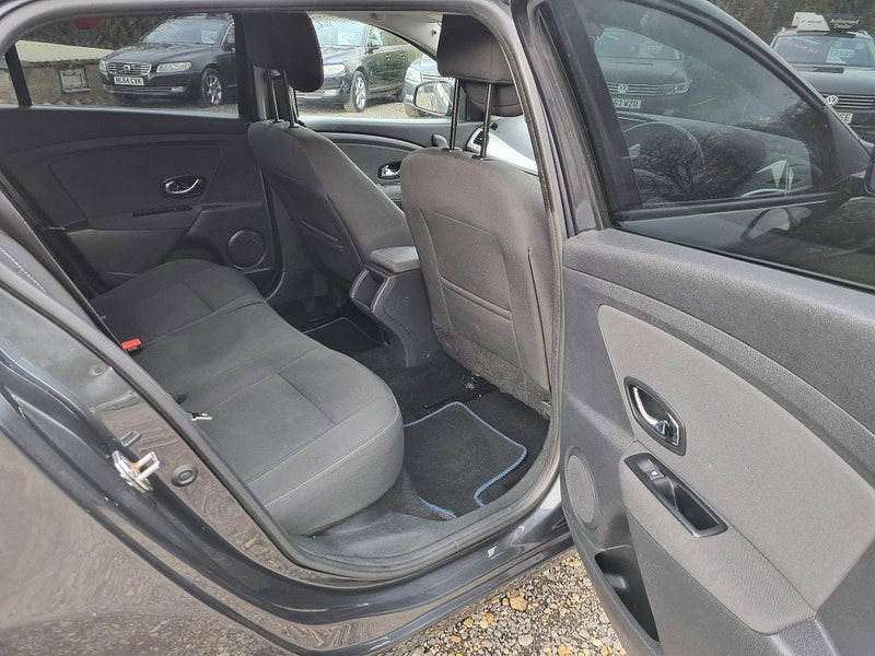 Renault Megane 1.5 dCi ENERGY Dynamique TomTom Sport Tourer Euro 5 (s/s) 5dr 5dr Manual 2025