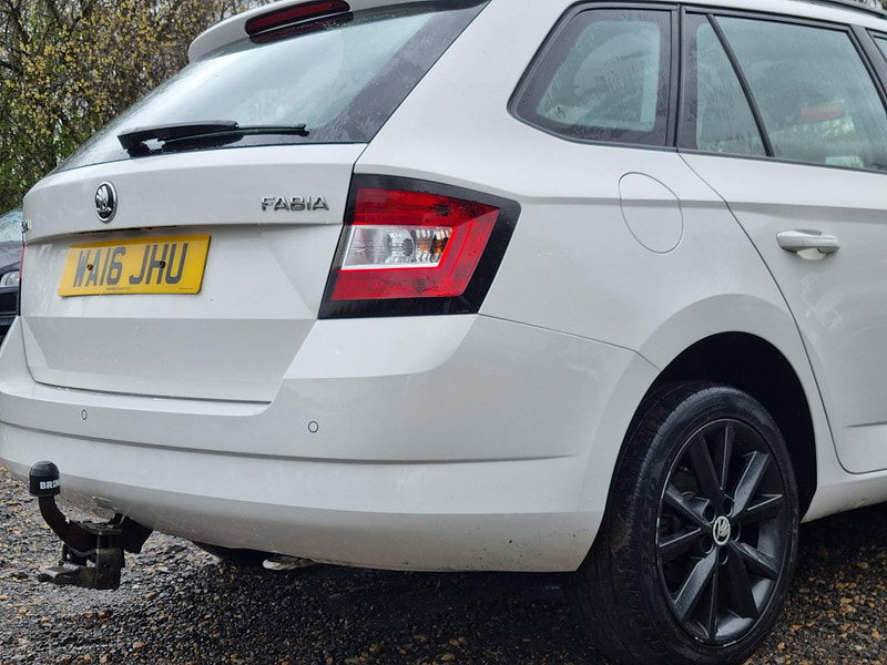 Skoda Fabia 1.4 TDI SE L DSG Euro 6 (s/s) 5dr 5dr Automatic 2025