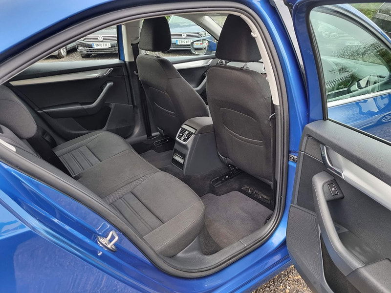 Skoda Octavia 1.6 TDI SE Technology DSG Euro 6 (s/s) 5dr 5dr Automatic 2025