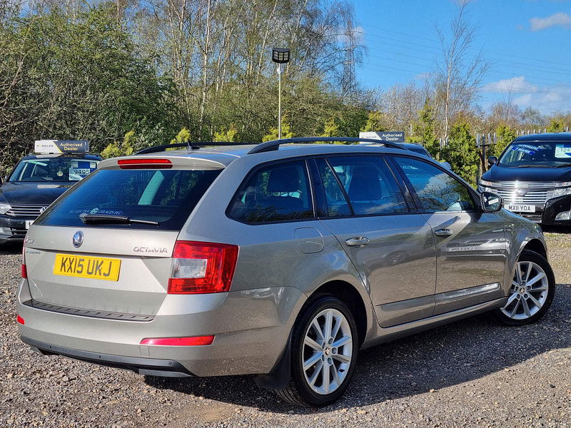 Skoda Octavia 2.0 TDI Elegance DSG Euro 5 (s/s) 5dr 5dr Automatic 2025