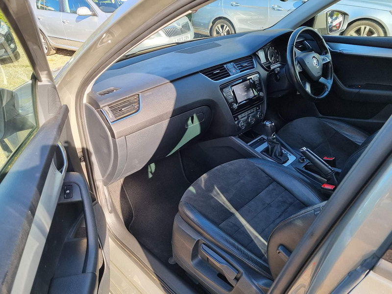 Skoda Octavia 2.0 TDI Elegance DSG Euro 5 (s/s) 5dr 5dr Automatic 2025