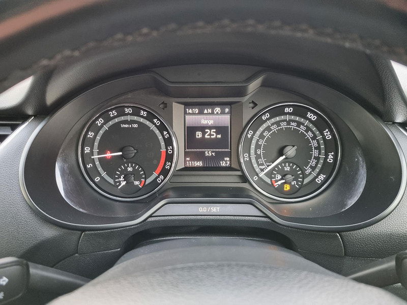 Skoda Octavia 2.0 TDI Scout DSG 4WD Euro 6 (s/s) 5dr 5dr Automatic 2025