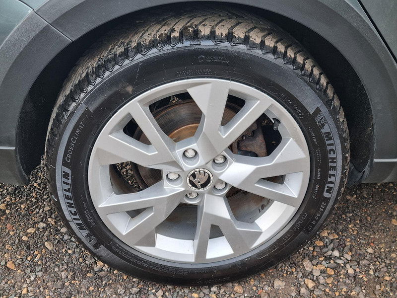 Skoda Octavia 2.0 TDI Scout DSG 4WD Euro 6 (s/s) 5dr 5dr Automatic 2025