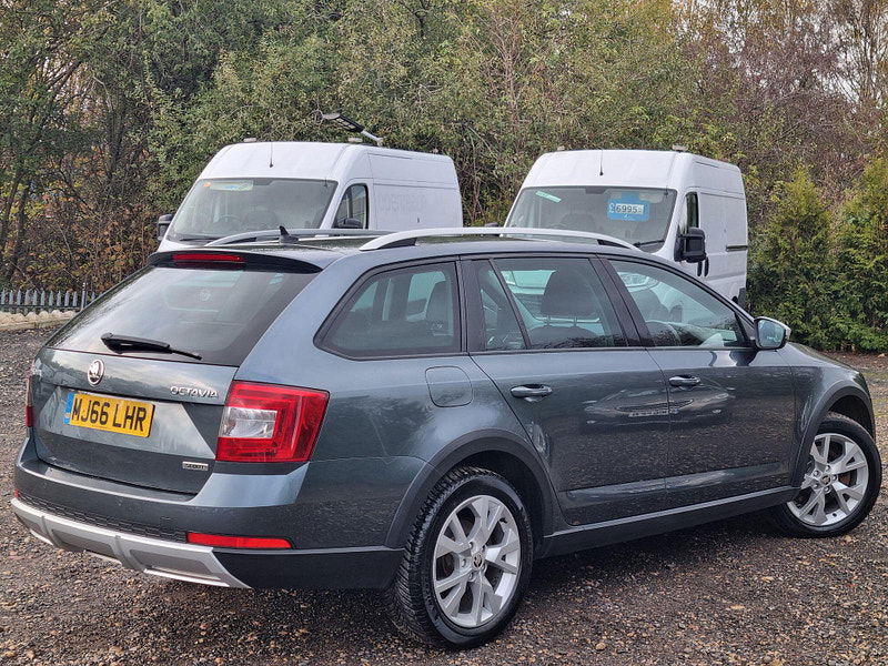 Skoda Octavia 2.0 TDI Scout DSG 4WD Euro 6 (s/s) 5dr 5dr Automatic 2025