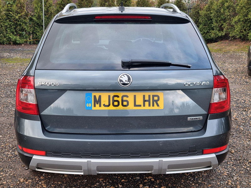Skoda Octavia 2.0 TDI Scout DSG 4WD Euro 6 (s/s) 5dr 5dr Automatic 2025