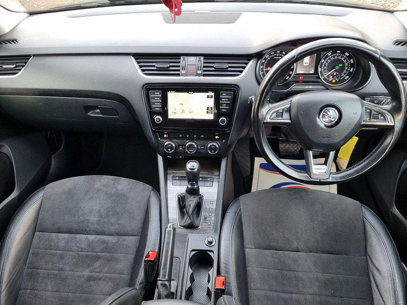 Skoda Octavia 2.0 TDI Scout DSG 4WD Euro 6 (s/s) 5dr 5dr Automatic 2025