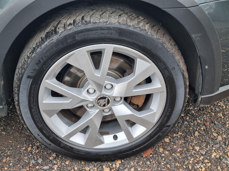 Skoda Octavia 2.0 TDI Scout DSG 4WD Euro 6 (s/s) 5dr 5dr Automatic 2025