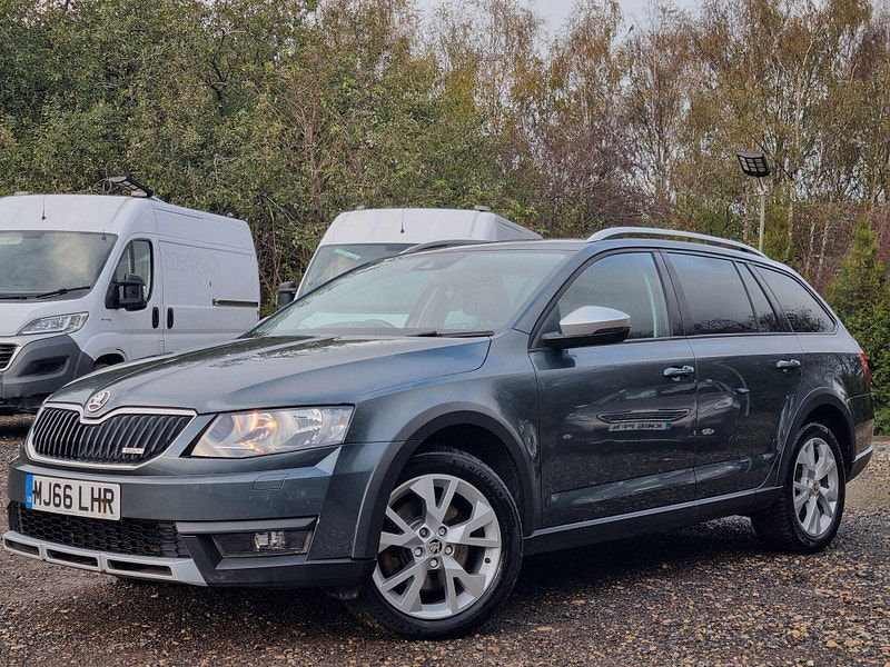 Skoda Octavia 2.0 TDI Scout DSG 4WD Euro 6 (s/s) 5dr 5dr Automatic 2025