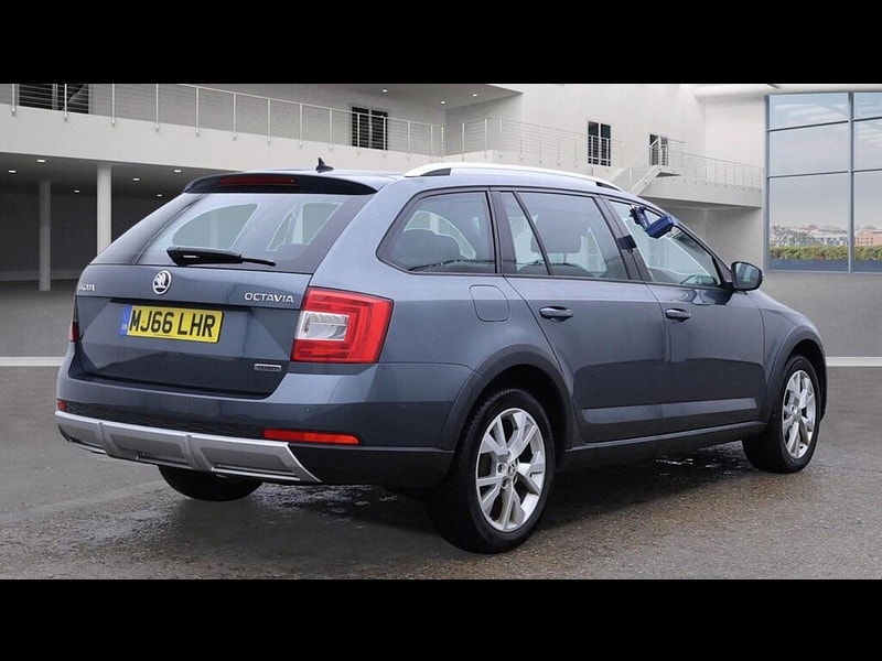 Skoda Octavia 2.0 TDI Scout DSG 4WD Euro 6 (s/s) 5dr 5dr Automatic 2025