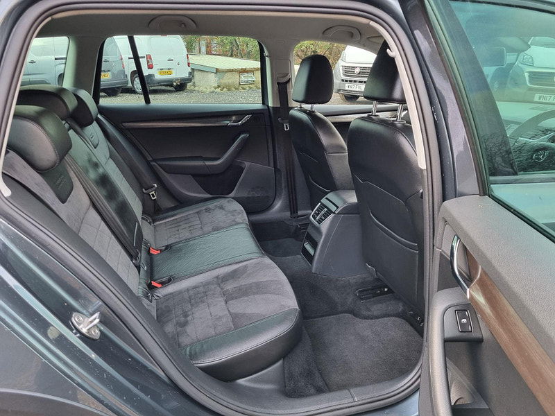 Skoda Octavia 2.0 TDI Scout DSG 4WD Euro 6 (s/s) 5dr 5dr Automatic 2025