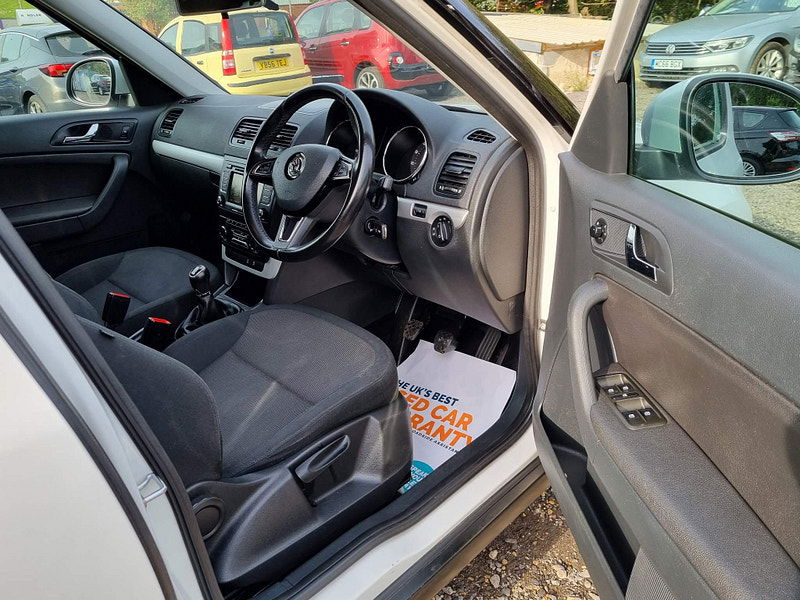Skoda Yeti 2.0 TDI SE Outdoor 4WD Euro 5 5dr 5dr Manual 2025
