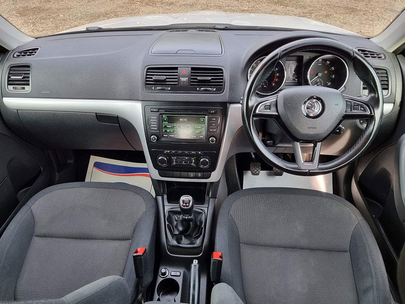 Skoda Yeti 2.0 TDI SE Outdoor 4WD Euro 5 5dr 5dr Manual 2025