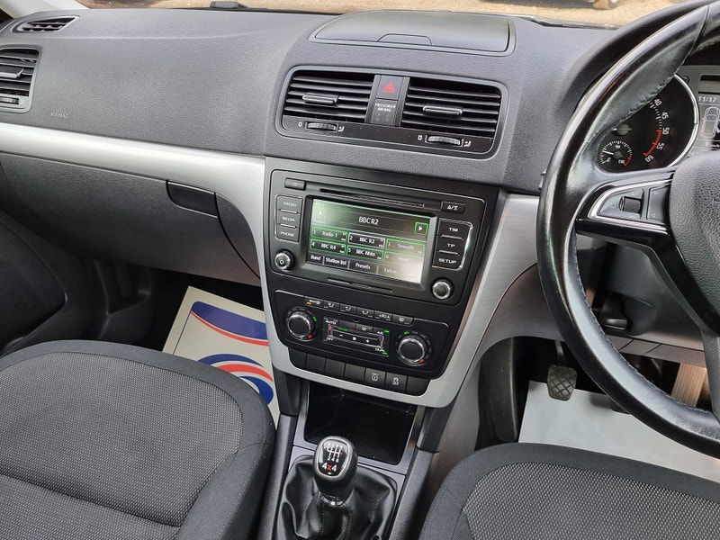 Skoda Yeti 2.0 TDI SE Outdoor 4WD Euro 5 5dr 5dr Manual 2025