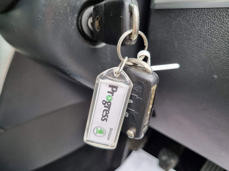 Skoda Yeti 2.0 TDI SE Outdoor 4WD Euro 5 5dr 5dr Manual 2025