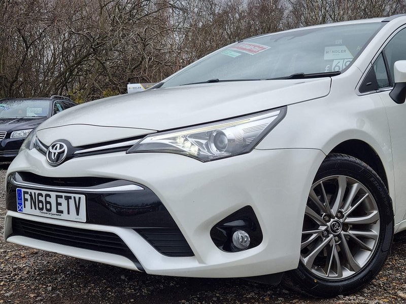 Toyota Avensis 1.6 D-4D Business Edition Touring Sports Euro 6 (s/s) 5dr 5dr Manual 2024