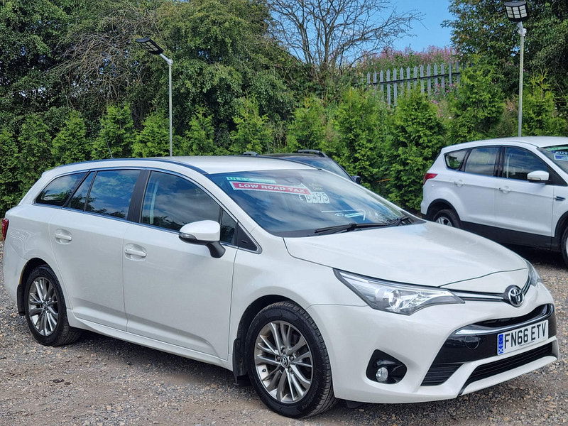 Toyota Avensis 1.6 D-4D Business Edition Touring Sports Euro 6 (s/s) 5dr 5dr Manual 2024