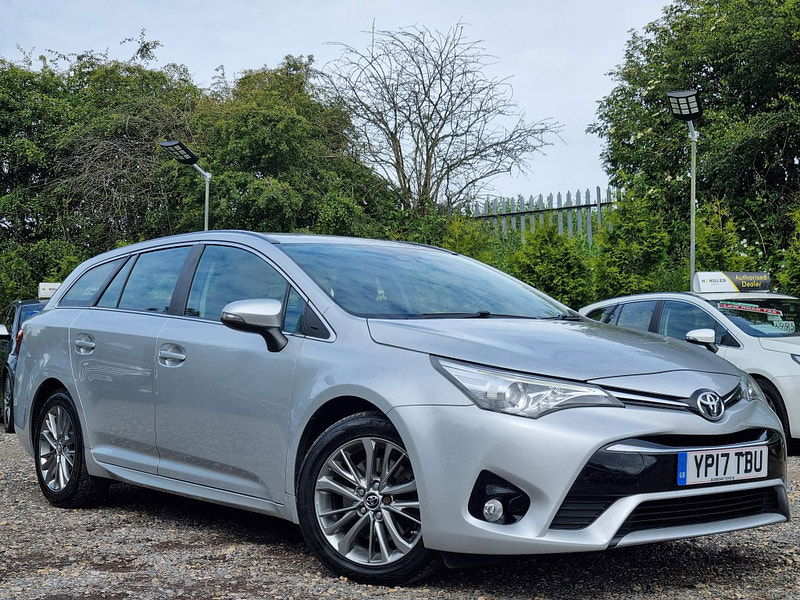 Toyota Avensis 2.0 D-4D Business Edition Touring Sports Euro 6 (s/s) 5dr 5dr Manual 2024