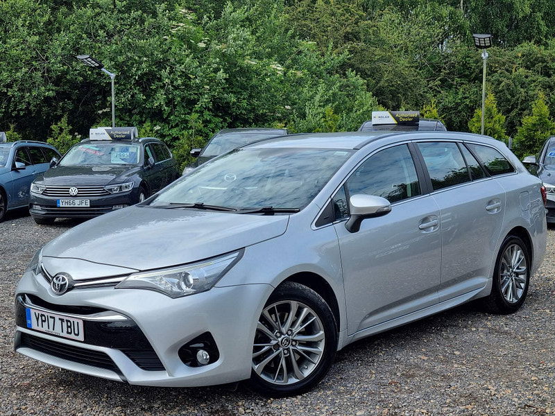 Toyota Avensis 2.0 D-4D Business Edition Touring Sports Euro 6 (s/s) 5dr 5dr Manual 2024