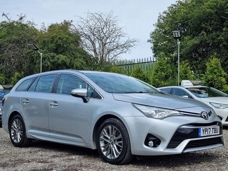 Toyota Avensis 2.0 D-4D Business Edition Touring Sports Euro 6 (s/s) 5dr 5dr Manual 2024