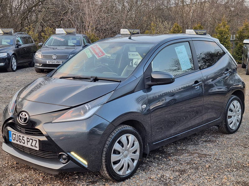 Toyota Aygo 1.0 VVT-i x-play Euro 5 5dr Euro 5 5dr Manual 2025