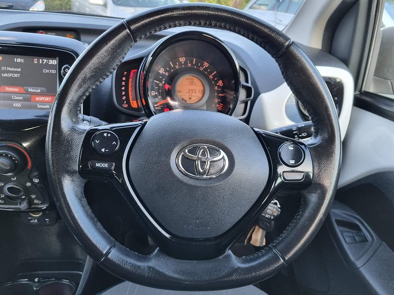 Toyota Aygo 1.0 VVT-i x-pression Euro 6 5dr 5dr Manual 2024