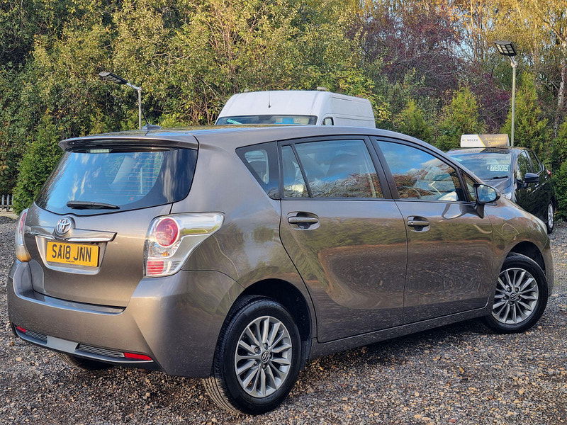 Toyota Verso 1.6 V-Matic Icon Euro 6 5dr (7 Seat) 5dr Manual 2025