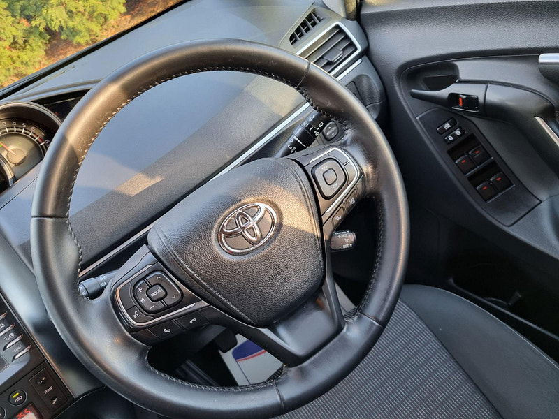 Toyota Verso 1.6 V-Matic Icon Euro 6 5dr (7 Seat) 5dr Manual 2025