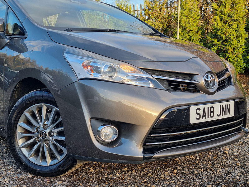 Toyota Verso 1.6 V-Matic Icon Euro 6 5dr (7 Seat) 5dr Manual 2025