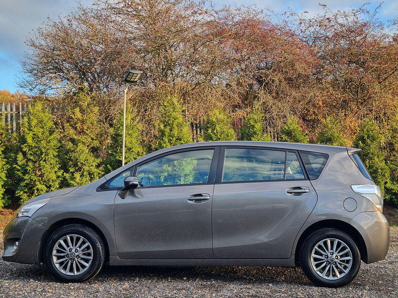 Toyota Verso 1.6 V-Matic Icon Euro 6 5dr (7 Seat) 5dr Manual 2025