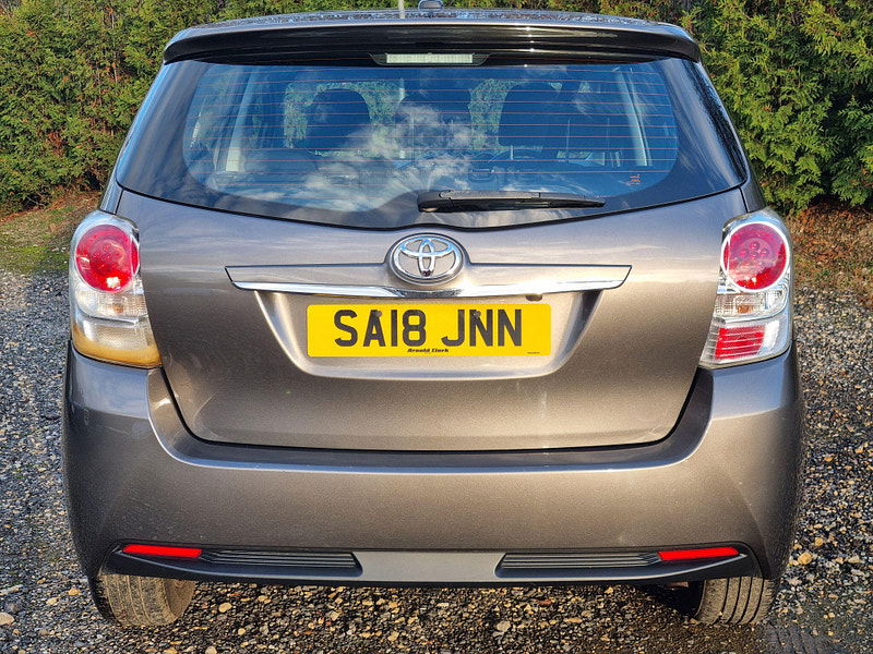 Toyota Verso 1.6 V-Matic Icon Euro 6 5dr (7 Seat) 5dr Manual 2025