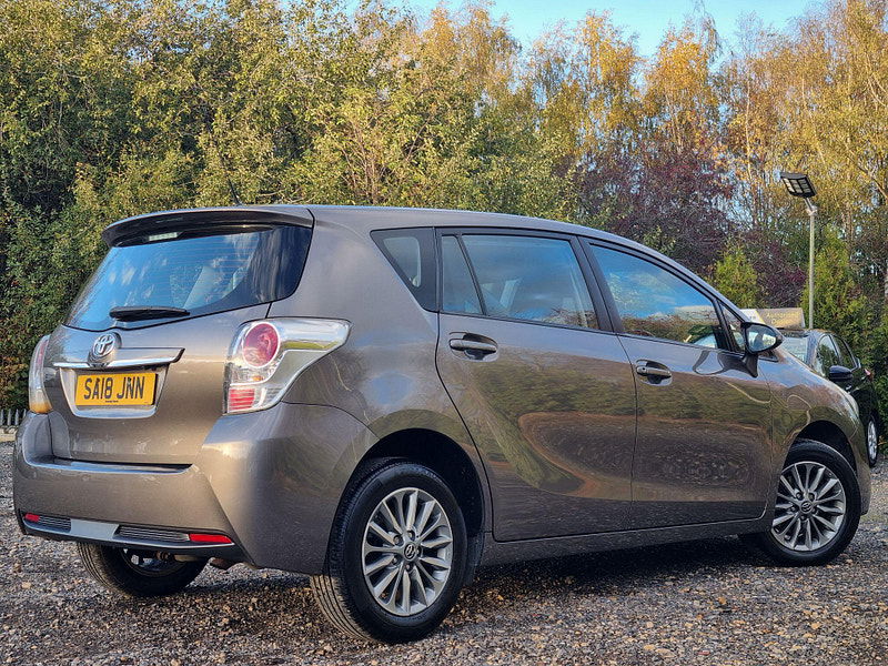 Toyota Verso 1.6 V-Matic Icon Euro 6 5dr (7 Seat) 5dr Manual 2025