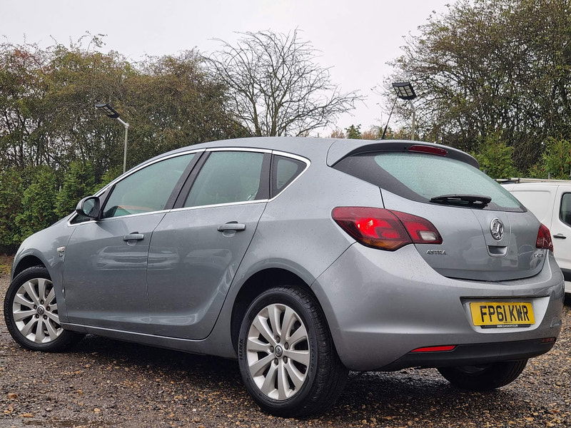 Vauxhall Astra 1.7 CDTi Elite Euro 5 5dr 5dr Manual 2024