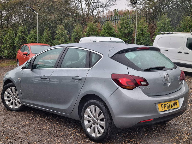 Vauxhall Astra 1.7 CDTi Elite Euro 5 5dr 5dr Manual 2024